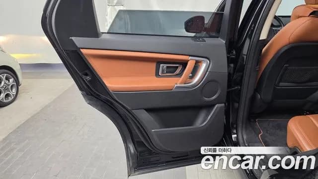 2017 Land Rover Discovery Sport 2.0 TD4 HSE Luxury Sold VIN SALCA2BN4HH689707 – photo 17 2017 Land Rover Discovery Sport 2.0 TD4 HSE Luxury Sold VIN SALCA2BN4HH689707 – photo 17