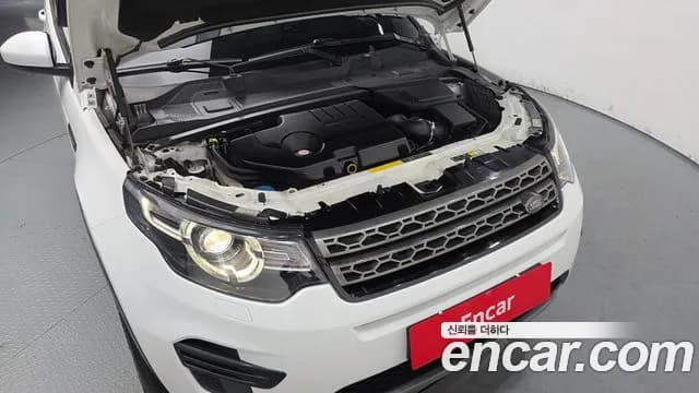 2019 Land Rover Discovery Sport 2.0 TD4 SE (150PS) Sold VIN SALCA2BN4KH782234 – engine bay 2019 Land Rover Discovery Sport 2.0 TD4 SE (150PS) Sold VIN SALCA2BN4KH782234 – engine bay