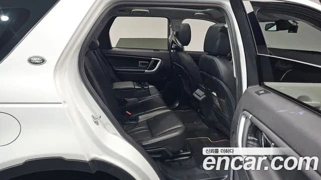 2018 Land Rover Discovery Sport 2.0 TD4 SE (150PS) Sold VIN SALCA2BN9JH769820 – front exterior 2018 Land Rover Discovery Sport 2.0 TD4 SE (150PS) Sold VIN SALCA2BN9JH769820 – front exterior