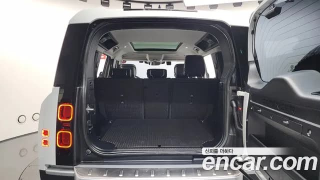 2023 Land Rover Defender (L663) 110 D300 HSE Sold VIN SALEA7BW1P2146900 – undercarriage 2023 Land Rover Defender (L663) 110 D300 HSE Sold VIN SALEA7BW1P2146900 – undercarriage