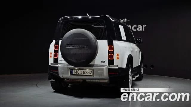 2022 Land Rover Defender (L663) 110 D250 SE Sold VIN SALEA7BW5N2064889 – photo 16 2022 Land Rover Defender (L663) 110 D250 SE Sold VIN SALEA7BW5N2064889 – photo 16