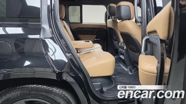 2025 Land Rover Defender (L663) 110 P300 X-Dynamic SE Sold VIN SALEA7BX4S2482316 – front exterior 2025 Land Rover Defender (L663) 110 P300 X-Dynamic SE Sold VIN SALEA7BX4S2482316 – front exterior