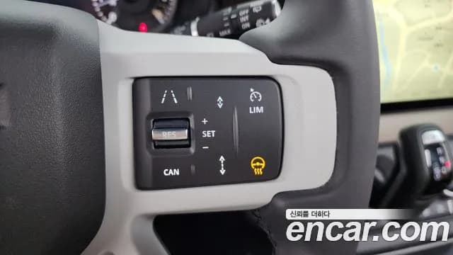2023 Land Rover Defender (L663) 110 P300 X-Dynamic SE Sold VIN SALEA7BX8P2235033 – photo 21 2023 Land Rover Defender (L663) 110 P300 X-Dynamic SE Sold VIN SALEA7BX8P2235033 – photo 21