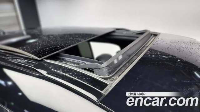 2024 Land Rover Defender (L663) 110 P300 X-Dynamic SE Sold VIN SALEA7BX8R2321462 – exterior detail 2024 Land Rover Defender (L663) 110 P300 X-Dynamic SE Sold VIN SALEA7BX8R2321462 – exterior detail