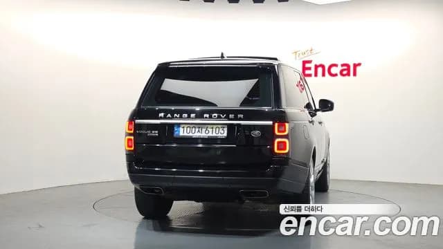 2019 Land Rover Range Rover 4th Gen 4.4 SDV8 Vogue SE DIESEL Sold VIN SALGA2BJ3KA528523 – interior seats 2019 Land Rover Range Rover 4th Gen 4.4 SDV8 Vogue SE DIESEL Sold VIN SALGA2BJ3KA528523 – interior seats