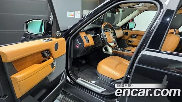 2019 Land Rover Range Rover 4th Gen 4.4 SDV8 AB DIESEL Sold VIN SALGA2BJ9KA535170 – exterior detail 2019 Land Rover Range Rover 4th Gen 4.4 SDV8 AB DIESEL Sold VIN SALGA2BJ9KA535170 – exterior detail