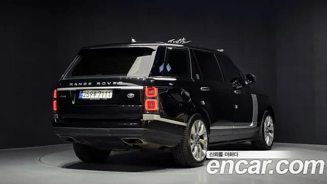 2018 Land Rover Range Rover 4th Gen 4.4 SDV8 AB LWB DIESEL Sold VIN SALGA3BJ7JA515830 – front exterior 2018 Land Rover Range Rover 4th Gen 4.4 SDV8 AB LWB DIESEL Sold VIN SALGA3BJ7JA515830 – front exterior