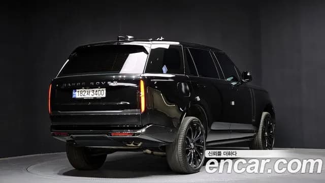 2024 Land Rover Range Rover 5th Gen P530 Autobiography Long Wheel Base Sold VIN SALKABB92RA092242 – exterior detail 2024 Land Rover Range Rover 5th Gen P530 Autobiography Long Wheel Base Sold VIN SALKABB92RA092242 – exterior detail