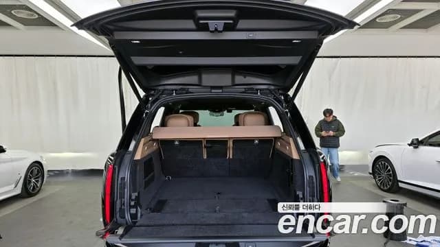 2024 Land Rover Range Rover 5th Gen P530 Autobiography Long Wheel Base Sold VIN SALKABB92RA092242 – trunk area 2024 Land Rover Range Rover 5th Gen P530 Autobiography Long Wheel Base Sold VIN SALKABB92RA092242 – trunk area