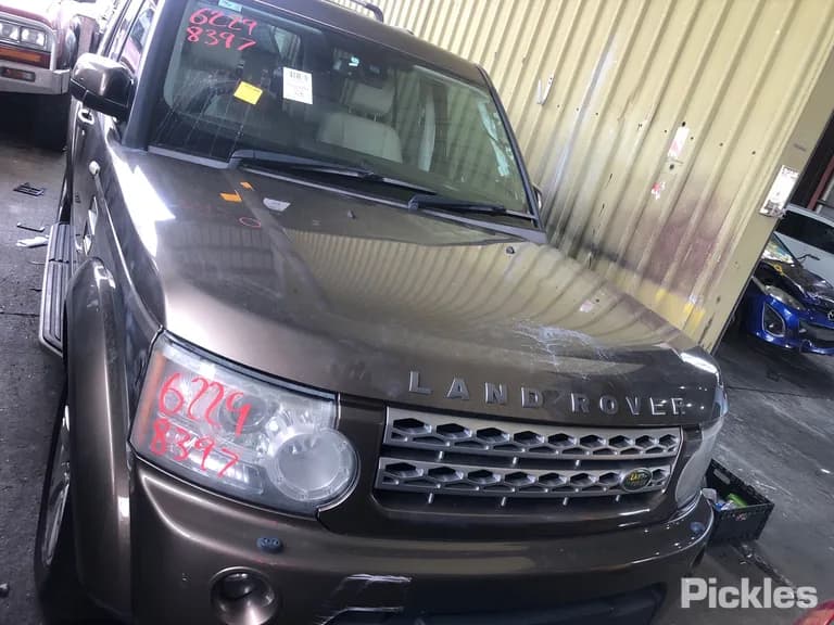 2009 Land Rover Discovery 4 Used VIN SALLAAAF3AA520170 – front exterior 2009 Land Rover Discovery 4 Used VIN SALLAAAF3AA520170 – front exterior
