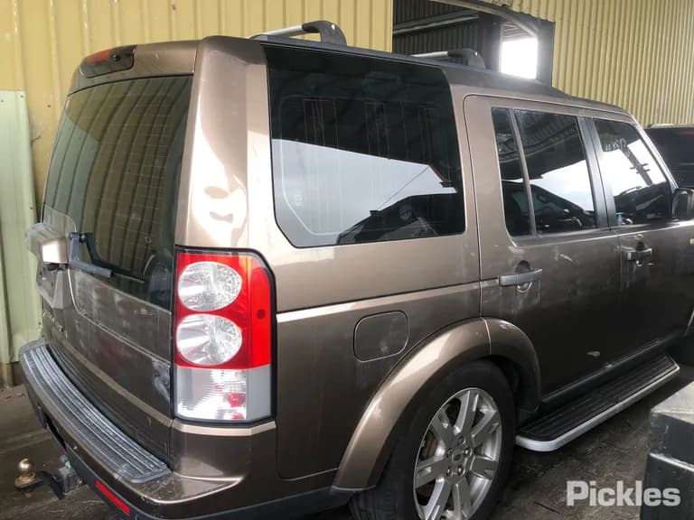 2009 Land Rover Discovery 4 Used VIN SALLAAAF3AA520170 – side profile 2009 Land Rover Discovery 4 Used VIN SALLAAAF3AA520170 – side profile