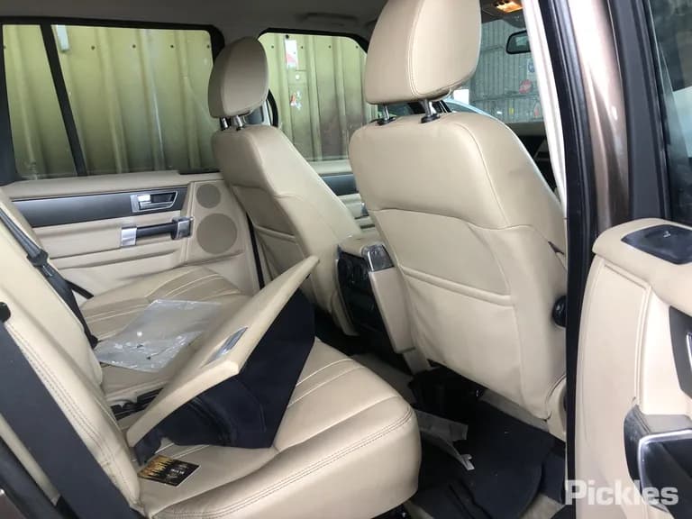 2009 Land Rover Discovery 4 Used VIN SALLAAAF3AA520170 – photo 30 2009 Land Rover Discovery 4 Used VIN SALLAAAF3AA520170 – photo 30