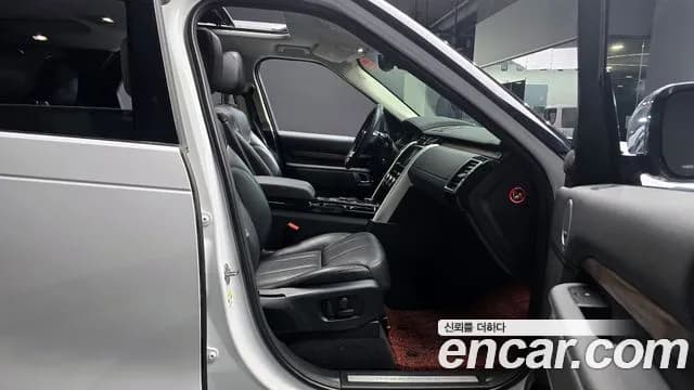 2018 Land Rover Discovery 5 3.0 TD6 HSE Sold VIN SALRA2BK1JA076037 – rear exterior 2018 Land Rover Discovery 5 3.0 TD6 HSE Sold VIN SALRA2BK1JA076037 – rear exterior