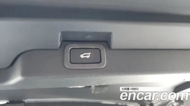 2017 Land Rover Discovery 5 3.0 TD6 HSE Sold VIN SALRA2BK8HA039240 – side profile 2017 Land Rover Discovery 5 3.0 TD6 HSE Sold VIN SALRA2BK8HA039240 – side profile