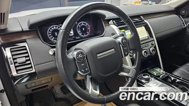 2018 Land Rover Discovery 5 3.0 TD6 HSE Sold VIN SALRA2BK9JA056814 – rear exterior 2018 Land Rover Discovery 5 3.0 TD6 HSE Sold VIN SALRA2BK9JA056814 – rear exterior