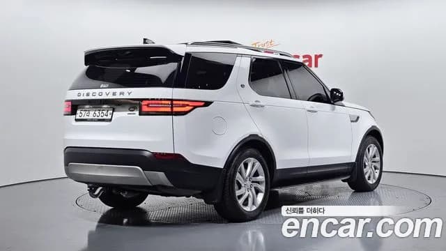 2018 Land Rover Discovery 5 3.0 TD6 HSE Sold VIN SALRA2BK9JA056814 – engine bay 2018 Land Rover Discovery 5 3.0 TD6 HSE Sold VIN SALRA2BK9JA056814 – engine bay