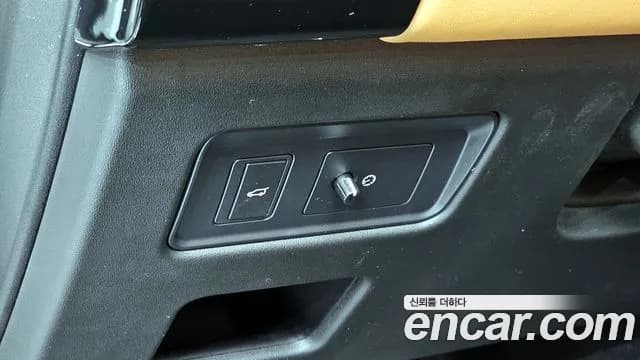 2019 Land Rover Discovery 5 3.0 SD6 HSE Luxury Sold VIN SALRA2BK9KA084372 – photo 16 2019 Land Rover Discovery 5 3.0 SD6 HSE Luxury Sold VIN SALRA2BK9KA084372 – photo 16