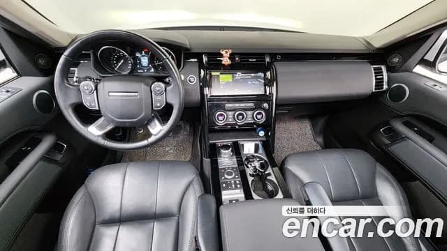 2018 Land Rover Discovery 5 2.0 SD4 SE Sold VIN SALRA2BN0JA073155 – front exterior 2018 Land Rover Discovery 5 2.0 SD4 SE Sold VIN SALRA2BN0JA073155 – front exterior