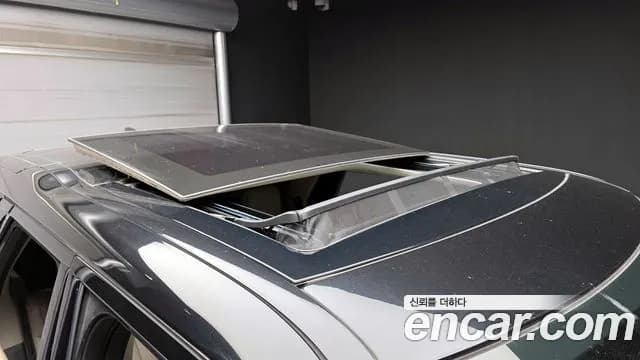 2020 Land Rover Discovery 5 2.0 SD4 SE Sold VIN SALRA2BN7L2432501 – interior seats 2020 Land Rover Discovery 5 2.0 SD4 SE Sold VIN SALRA2BN7L2432501 – interior seats