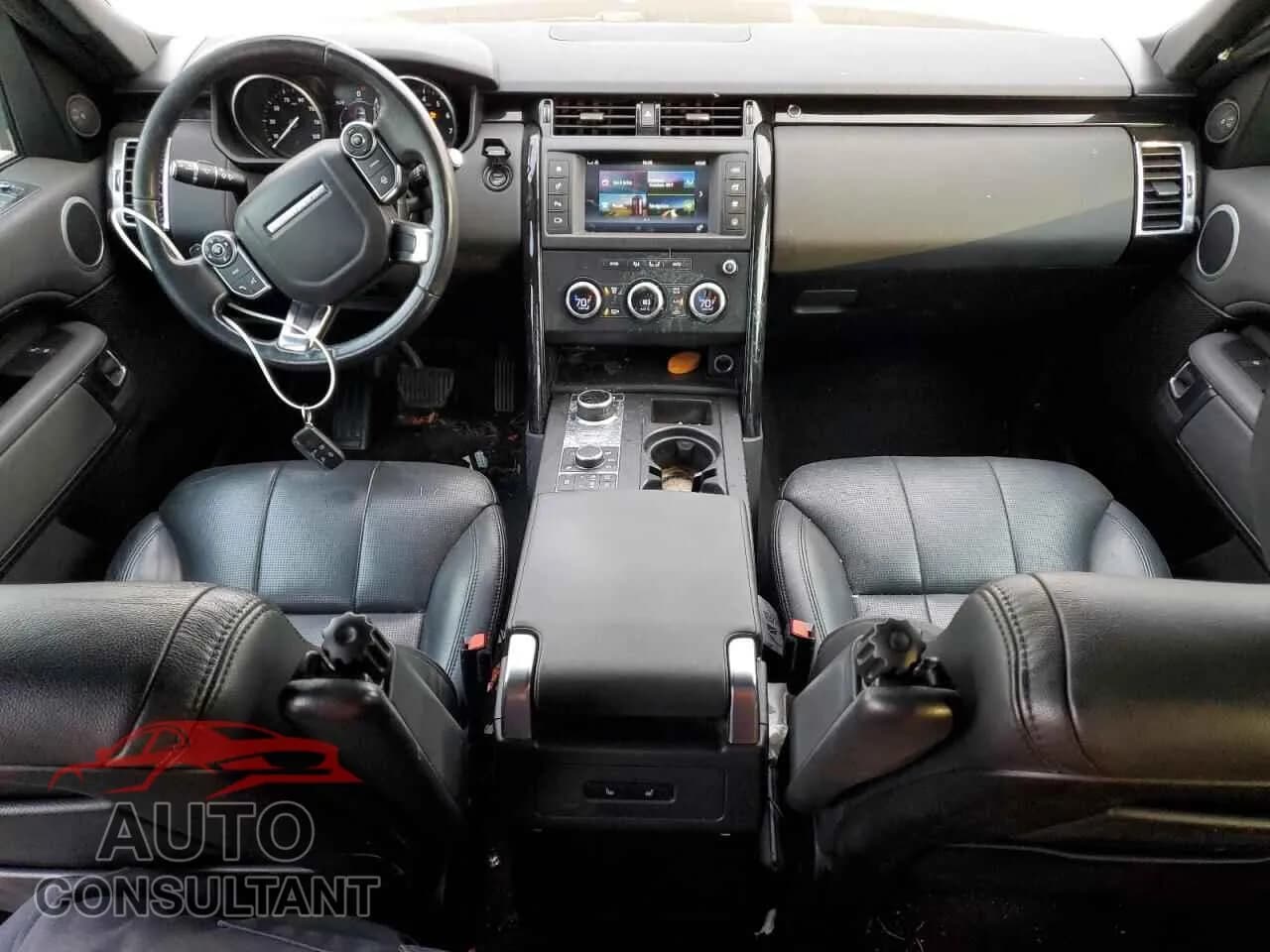 2017 LAND ROVER DISCOVERY Damaged VIN SALRGBBV7HA041621 – undercarriage 2017 LAND ROVER DISCOVERY Damaged VIN SALRGBBV7HA041621 – undercarriage