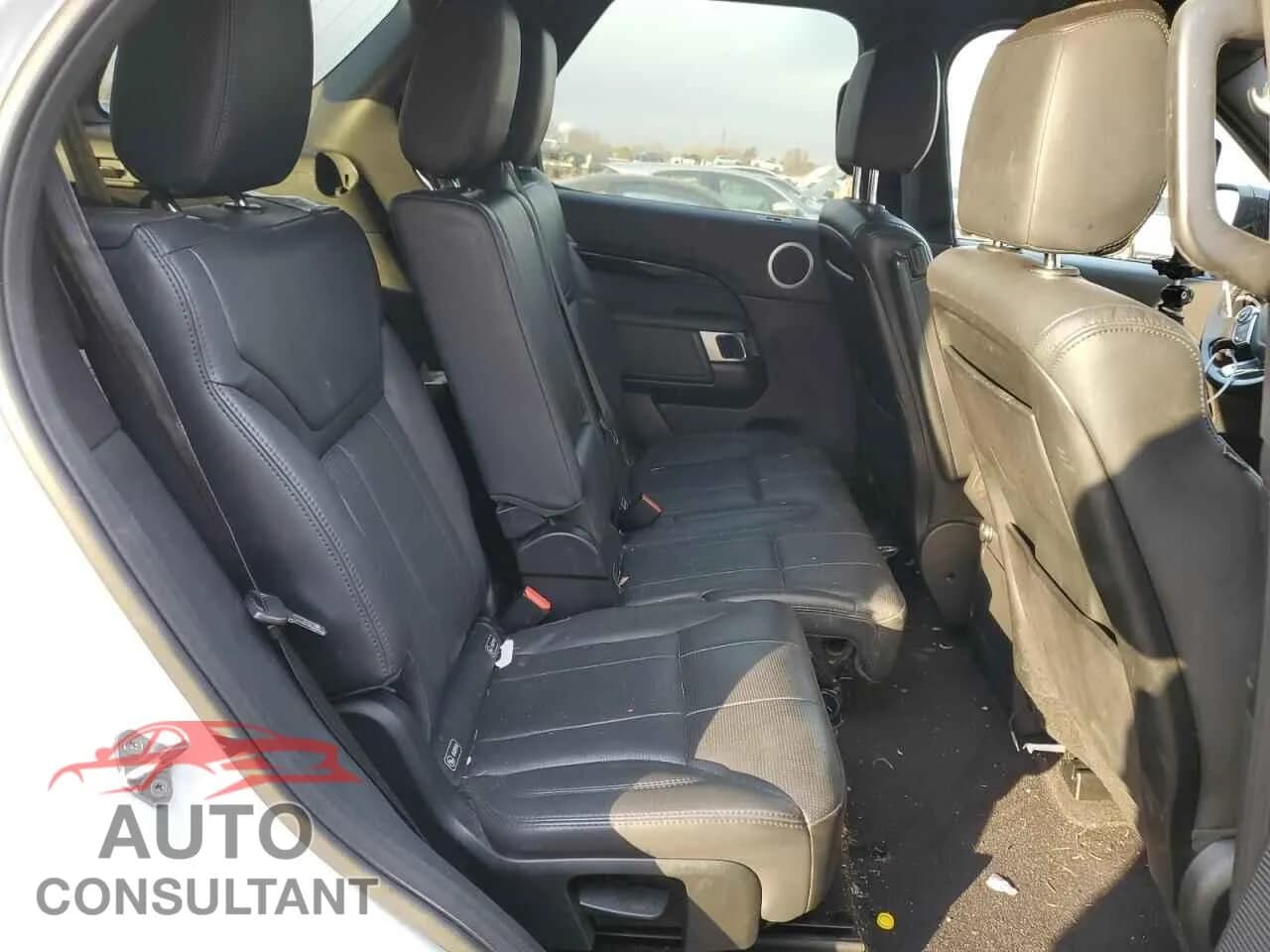 2017 LAND ROVER DISCOVERY Damaged VIN SALRGBBV7HA041621 – photo 11 2017 LAND ROVER DISCOVERY Damaged VIN SALRGBBV7HA041621 – photo 11