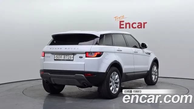2018 Land Rover Range Rover Evoque 2.0 TD4 SE Sold VIN SALVA2BN0JH321426 – interior seats 2018 Land Rover Range Rover Evoque 2.0 TD4 SE Sold VIN SALVA2BN0JH321426 – interior seats