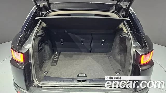 2018 Land Rover Range Rover Evoque 2.0 TD4 SE Sold VIN SALVA2BN3JH310436 – engine bay 2018 Land Rover Range Rover Evoque 2.0 TD4 SE Sold VIN SALVA2BN3JH310436 – engine bay