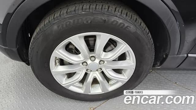 2019 Land Rover Range Rover Evoque 2.0 TD4 SE Sold VIN SALVA2BN4KH325092 – side profile 2019 Land Rover Range Rover Evoque 2.0 TD4 SE Sold VIN SALVA2BN4KH325092 – side profile