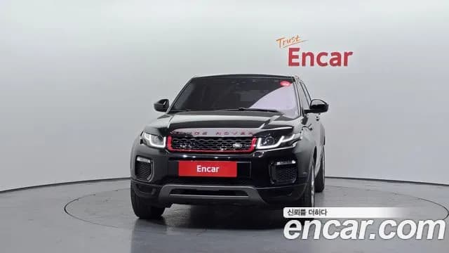2019 Land Rover Range Rover Evoque 2.0 TD4 SE Sold VIN SALVA2BN4KH325092 – interior seats 2019 Land Rover Range Rover Evoque 2.0 TD4 SE Sold VIN SALVA2BN4KH325092 – interior seats