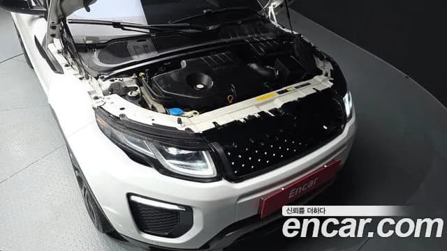 2018 Land Rover Range Rover Evoque 2.0 TD4 HSE Dynamic Sold VIN SALVA2BN5JH291985 – trunk area 2018 Land Rover Range Rover Evoque 2.0 TD4 HSE Dynamic Sold VIN SALVA2BN5JH291985 – trunk area
