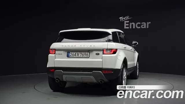 2018 Land Rover Range Rover Evoque 2.0 TD4 SE Sold VIN SALVA2BN7JH311850 – rear exterior 2018 Land Rover Range Rover Evoque 2.0 TD4 SE Sold VIN SALVA2BN7JH311850 – rear exterior