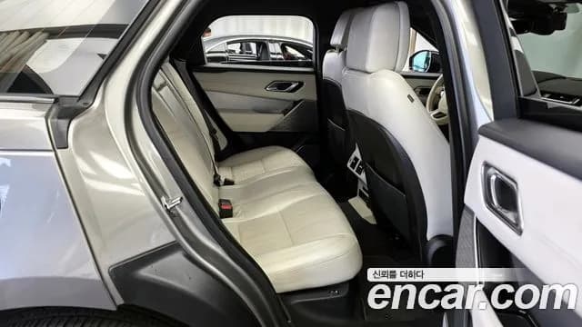 2018 Land Rover Range Rover Velar 3.0 D300 R-Dynamic HSE Sold VIN SALYA2BK9JA726728 – photo 13 2018 Land Rover Range Rover Velar 3.0 D300 R-Dynamic HSE Sold VIN SALYA2BK9JA726728 – photo 13