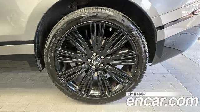 2018 Land Rover Range Rover Velar 3.0 D300 R-Dynamic HSE Sold VIN SALYA2BK9JA726728 – photo 20 2018 Land Rover Range Rover Velar 3.0 D300 R-Dynamic HSE Sold VIN SALYA2BK9JA726728 – photo 20