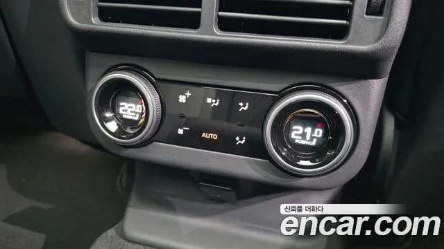 2025 Land Rover Range Rover Velar 3.0 P400 Dynamic HSE Sold VIN SALYA2BU9SA803455 – engine bay 2025 Land Rover Range Rover Velar 3.0 P400 Dynamic HSE Sold VIN SALYA2BU9SA803455 – engine bay