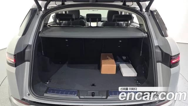 2025 Land Rover Range Rover Evoque 2nd Gen P250 Dynamic SE Sold VIN SALZA2BX1SH277196 – dashboard 2025 Land Rover Range Rover Evoque 2nd Gen P250 Dynamic SE Sold VIN SALZA2BX1SH277196 – dashboard