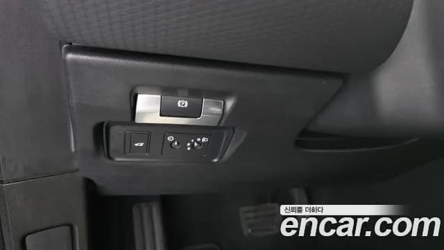 2022 Land Rover Range Rover Evoque 2nd Gen P250 S Sold VIN SALZA2BX6NH172836 – exterior detail 2022 Land Rover Range Rover Evoque 2nd Gen P250 S Sold VIN SALZA2BX6NH172836 – exterior detail