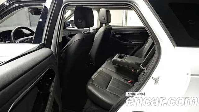 2022 Land Rover Range Rover Evoque 2nd Gen P250 SE Sold VIN SALZA2BX8NH168965 – rear exterior 2022 Land Rover Range Rover Evoque 2nd Gen P250 SE Sold VIN SALZA2BX8NH168965 – rear exterior