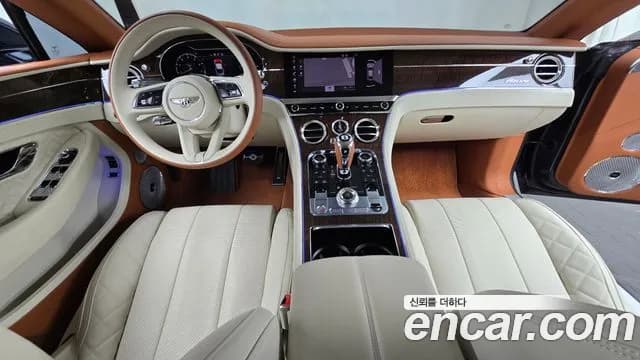 2023 Bentley Continental GT 3rd Gen 4.0 GT Azure Sold VIN SCBCG13S7PC008121 – rear exterior 2023 Bentley Continental GT 3rd Gen 4.0 GT Azure Sold VIN SCBCG13S7PC008121 – rear exterior