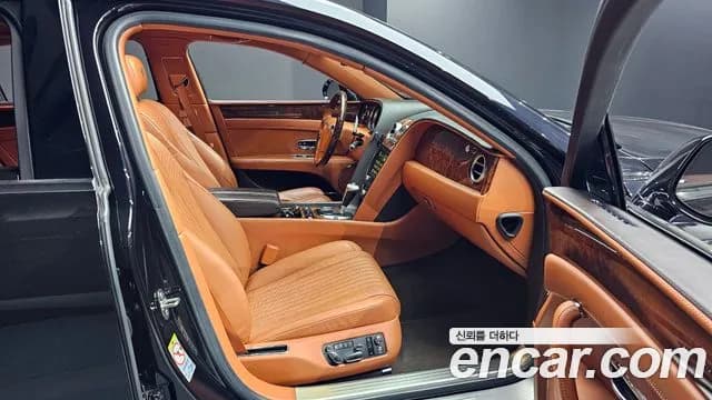 2017 Bentley Flying Spur 2nd Gen 4.0 Sold VIN SCBET53W9HC065517 – interior seats 2017 Bentley Flying Spur 2nd Gen 4.0 Sold VIN SCBET53W9HC065517 – interior seats