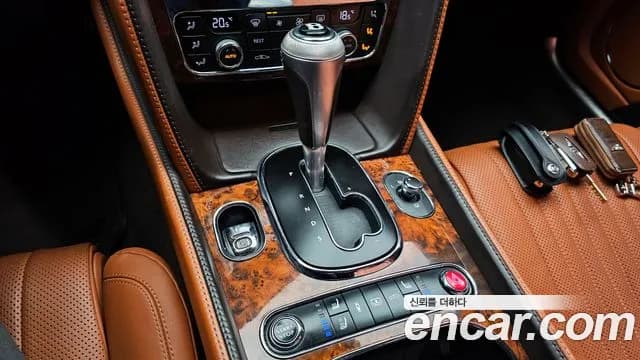 2017 Bentley Flying Spur 2nd Gen 4.0 Sold VIN SCBET53W9HC065517 – photo 14 2017 Bentley Flying Spur 2nd Gen 4.0 Sold VIN SCBET53W9HC065517 – photo 14