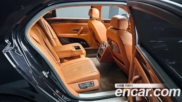 2017 Bentley Flying Spur 2nd Gen 4.0 Sold VIN SCBET53W9HC065517 – photo 20 2017 Bentley Flying Spur 2nd Gen 4.0 Sold VIN SCBET53W9HC065517 – photo 20