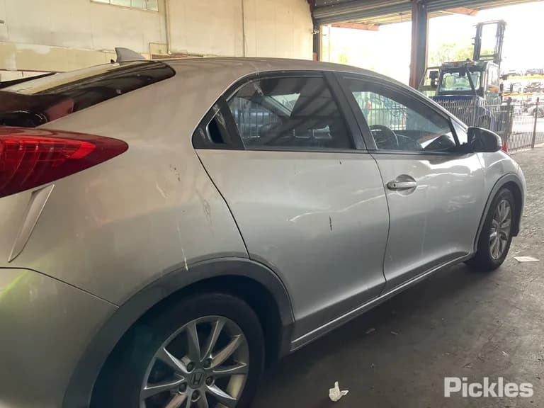 2013 Honda Civic Used VIN SHHFK2740DU306239 – dashboard 2013 Honda Civic Used VIN SHHFK2740DU306239 – dashboard