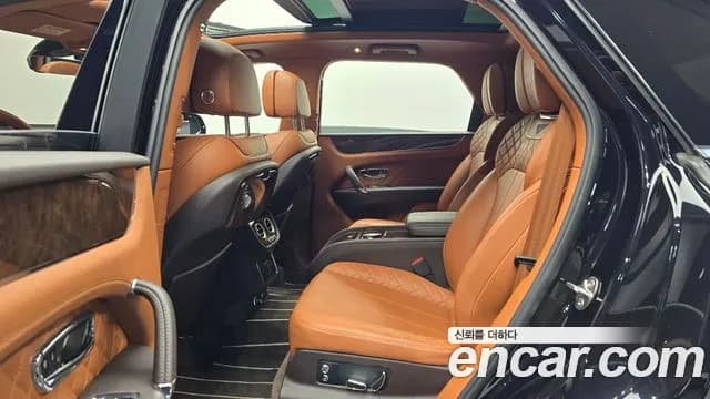 2017 Bentley Bentayga 6.0 W12 Sold VIN SJAAC14V2HC014517 – undercarriage 2017 Bentley Bentayga 6.0 W12 Sold VIN SJAAC14V2HC014517 – undercarriage