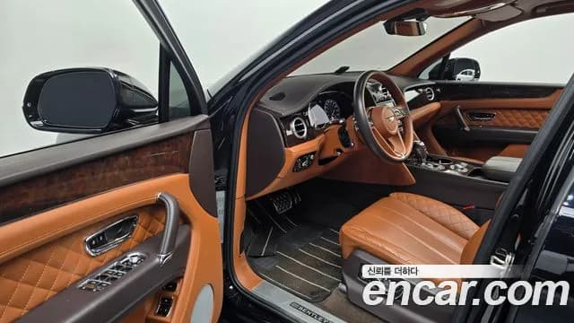 2017 Bentley Bentayga 6.0 W12 Sold VIN SJAAC14V2HC014517 – photo 15 2017 Bentley Bentayga 6.0 W12 Sold VIN SJAAC14V2HC014517 – photo 15