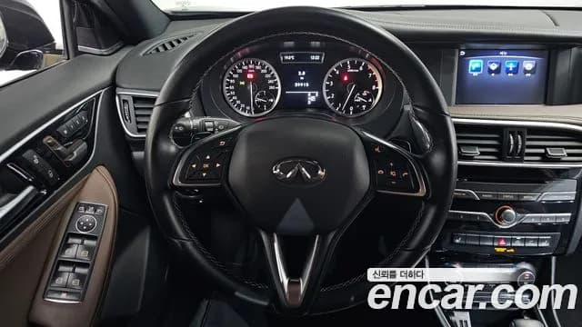2019 Infiniti Q30 2.0 Cafe Teak Sold VIN SJKCH53E2KA013689 – engine bay 2019 Infiniti Q30 2.0 Cafe Teak Sold VIN SJKCH53E2KA013689 – engine bay