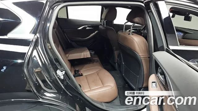 2019 Infiniti Q30 2.0 Cafe Teak Sold VIN SJKCH53E2KA013689 – photo 18 2019 Infiniti Q30 2.0 Cafe Teak Sold VIN SJKCH53E2KA013689 – photo 18
