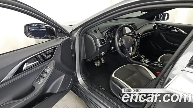 2019 Infiniti Q30 2.0 Sport Essential Sold VIN SJKCH53E9KA011034 – front exterior 2019 Infiniti Q30 2.0 Sport Essential Sold VIN SJKCH53E9KA011034 – front exterior