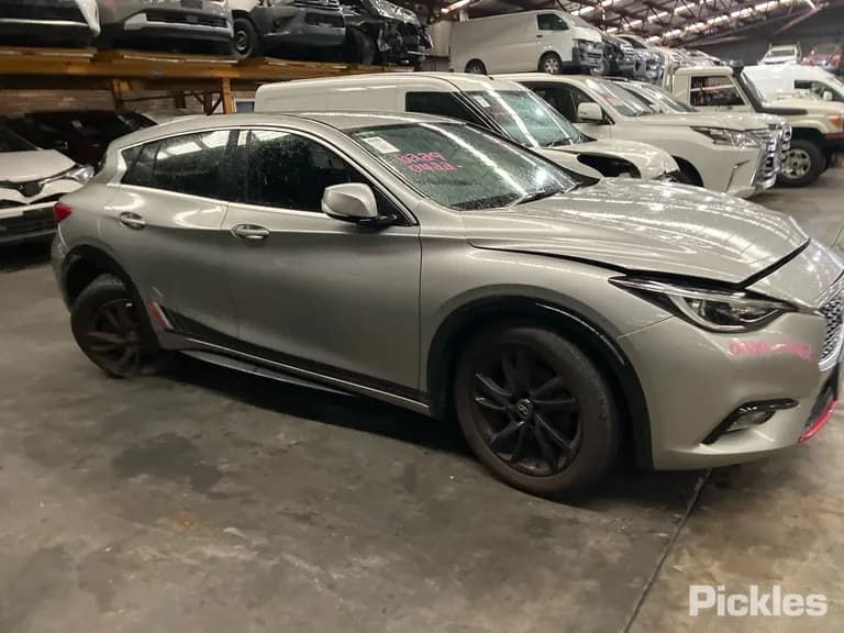 2017 Infiniti Q30 Used VIN SJKDDAH15A1030407 – rear exterior 2017 Infiniti Q30 Used VIN SJKDDAH15A1030407 – rear exterior