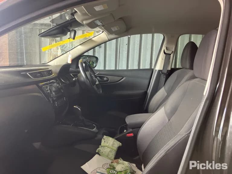 2018 Nissan QASHQAI Used VIN SJNFBAJ11A2322641 – photo 17 2018 Nissan QASHQAI Used VIN SJNFBAJ11A2322641 – photo 17