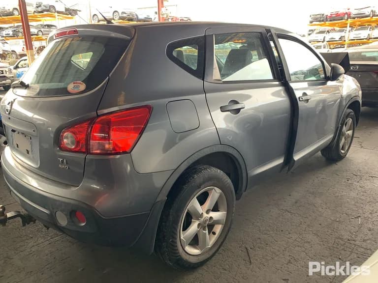 2009 Nissan Dualis Used VIN SJNFBNJ10A1465668 – photo 18 2009 Nissan Dualis Used VIN SJNFBNJ10A1465668 – photo 18